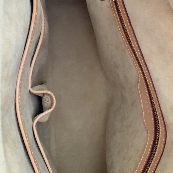 Louis Vuitton Monogram Rivoli Briefcase Laptop Handbag - Picture 8 of 9